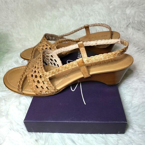 Sesto meucci only worn once, like new, very comfortable nude color! Sz.11 - Picture 3 of 7